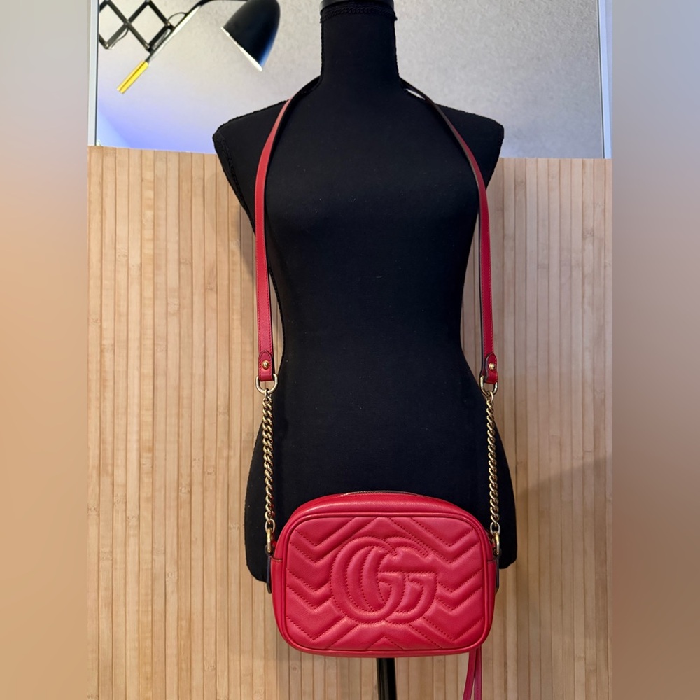 A cond Gucci GG Marmont mini camera bag in red quilted leather + free COA - Picture 6 of 12